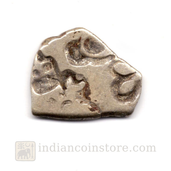 Ancient Sangam Pandya Silver PunchMarked ½ Karshapana – Rare Fish Emblem Coin M58